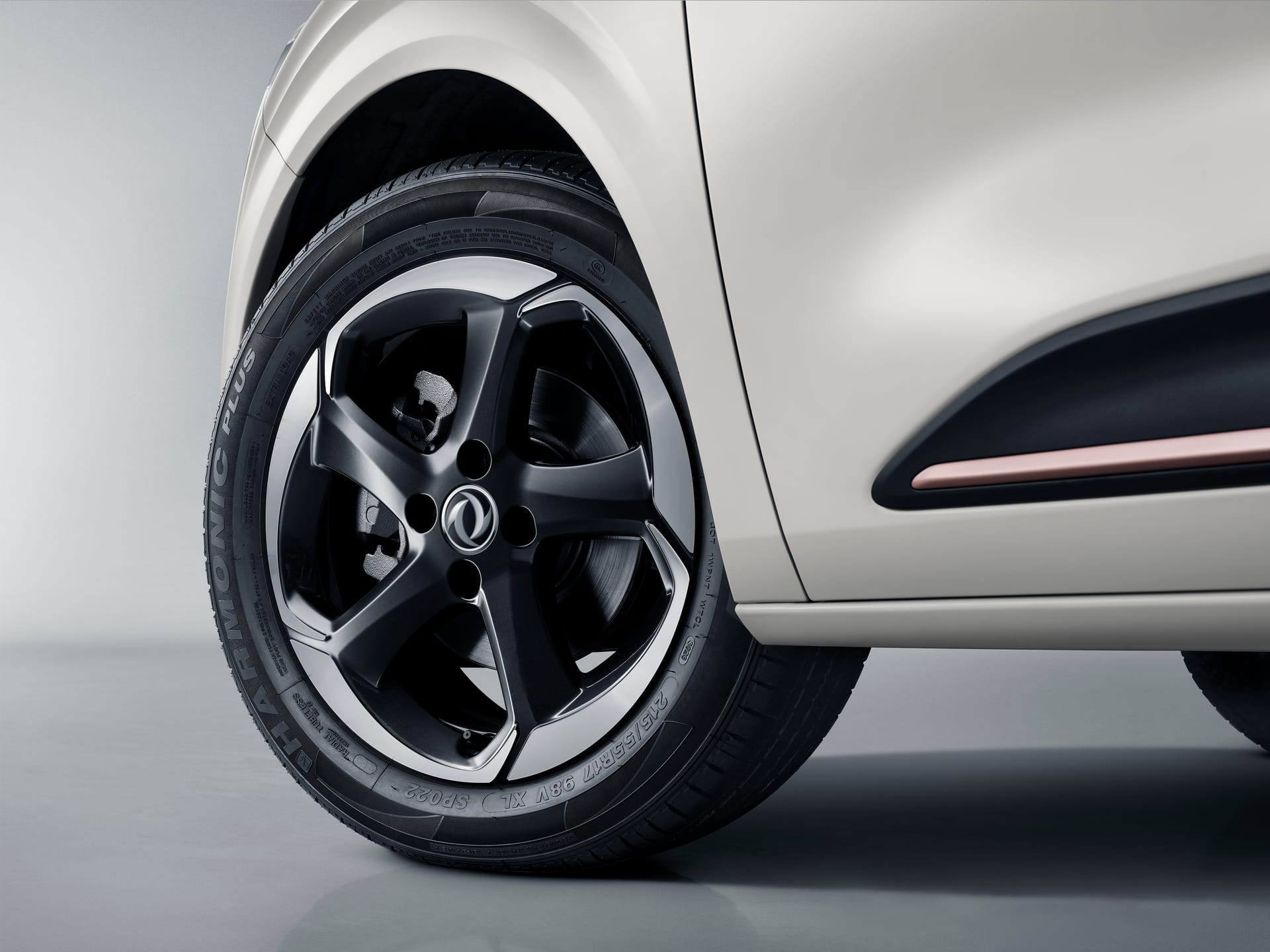 Dongfeng BOX exterior 7